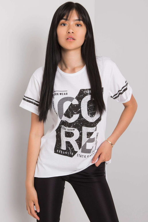 Balti marškinėliai su gintaro raštu Balti marškinėliai su gintaro raštu