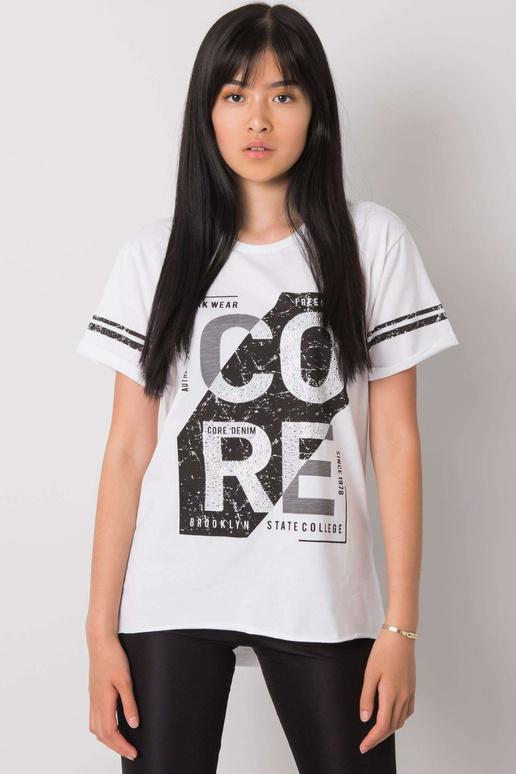 Balti marškinėliai su gintaro raštu Balti marškinėliai su gintaro raštu