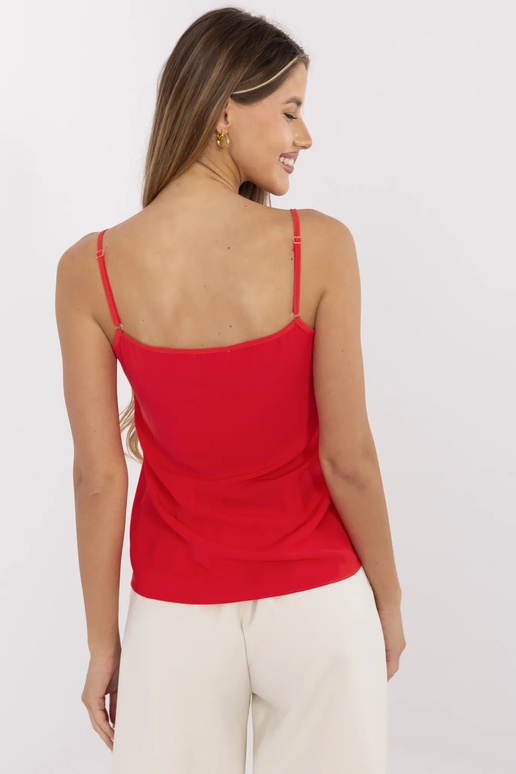 Raudonas viršus su nėriniais Alena Raudonas viršus su nėriniais Alena