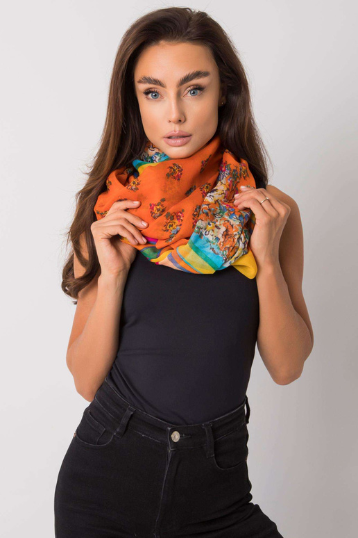 Oranžinės spalvos viskozės pledas su...