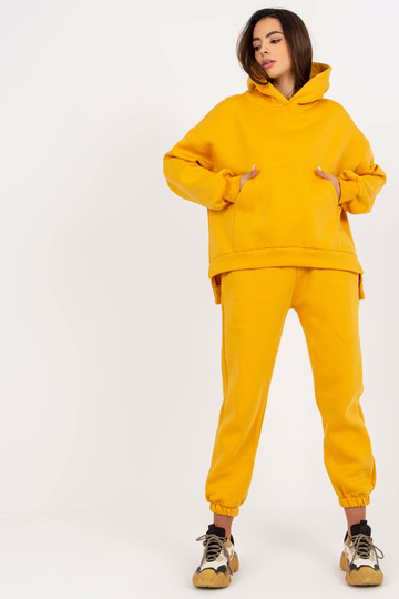 Janessa Mustard sportinio... 2