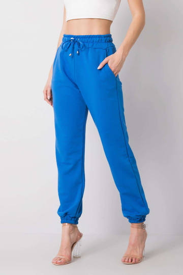 Tamsiai mėlynos kelnės... 2