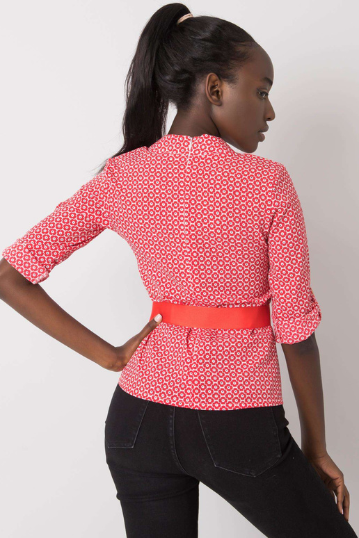 Balta ir raudona palaidinė su Tiana...