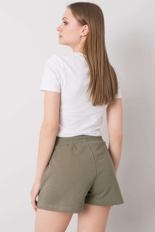 Chaki spalvos medvilniniai šortai...