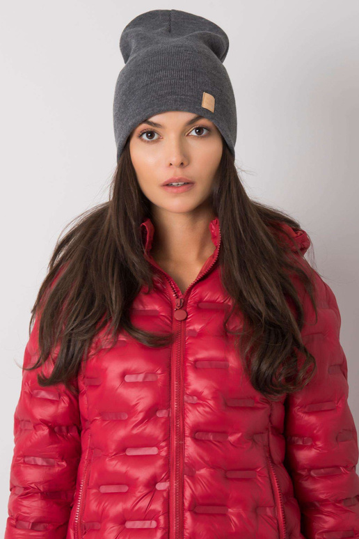 Tamsiai pilka moteriška kepurė