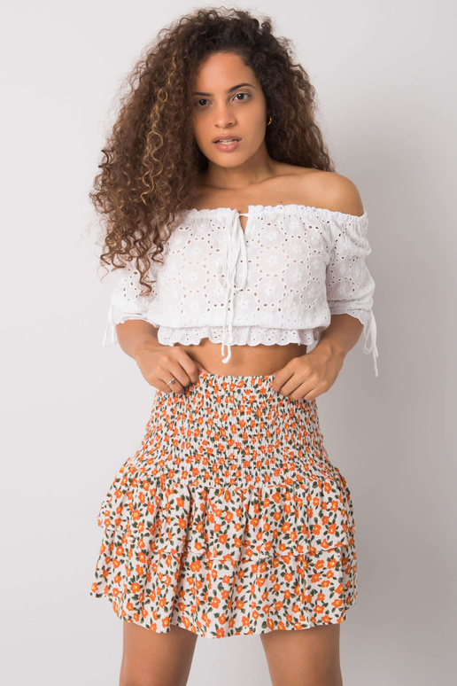 Baltos ir oranžinės spalvos sijonas... Baltos ir oranžinės spalvos sijonas...