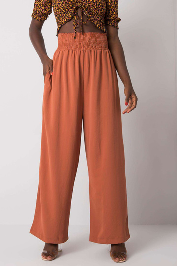 Šviesiai rudos plačios... 2