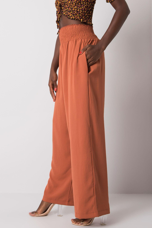 Šviesiai rudos plačios kelnės iš...