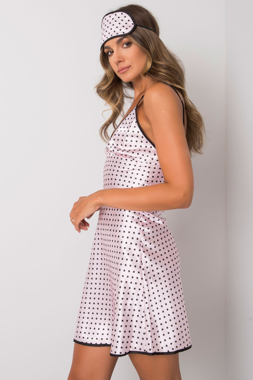 Šviesiai rožinis naktinis rinkinys su...