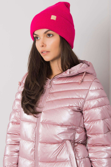 Moteriška rožinė kepurė 2