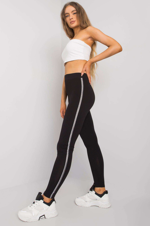 Juodos ir sidabrinės spalvos...