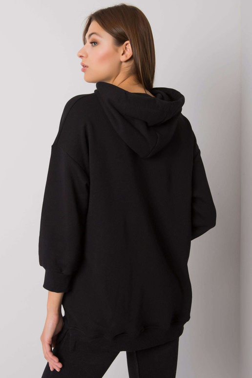 Juodas Leora megztinis su kišenėmis Juodas Leora megztinis su kišenėmis