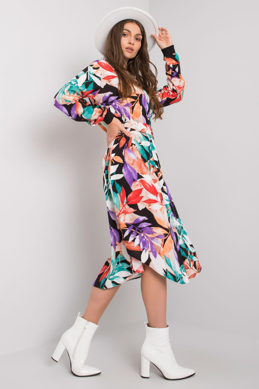 Juoda Nahia diržo suknelė Juoda Nahia diržo suknelė