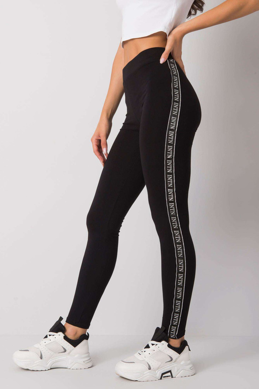 Juodos ir sidabrinės spalvos...