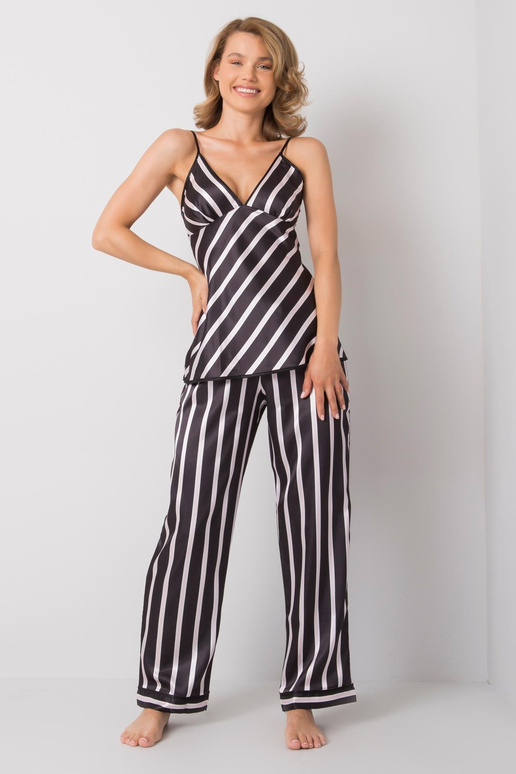 Juodos spalvos dryžuotas lovos...