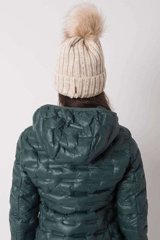 Smėlio spalvos žieminė kepurė su...