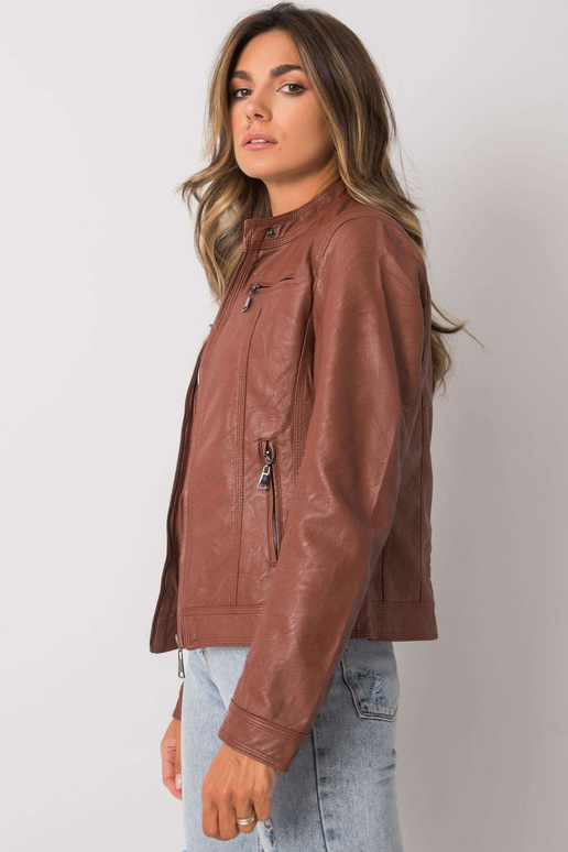 Tamsiai ruda striukė Gintaro spalvos