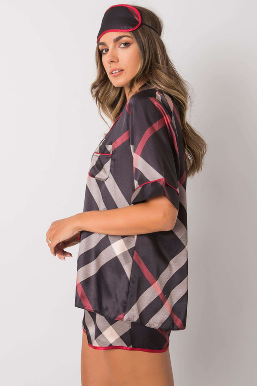 Juoda dviejų dalių languota pižama