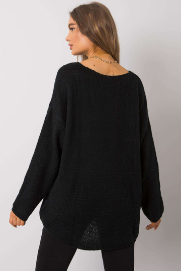 Juodas oversized megztinis...
