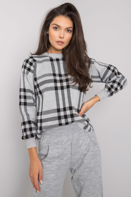 Pilkos spalvos megztas komplektas Martha