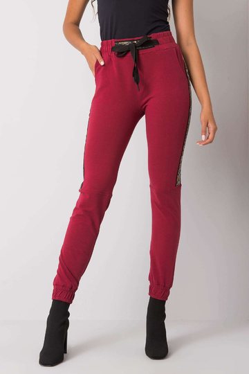 Bordo spalvos sportinės...