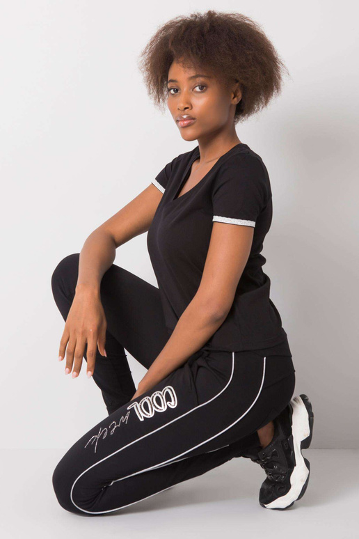 Juodos sportinės kelnės su Abia...