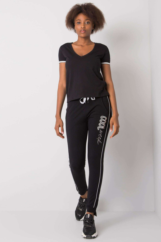 Juodos sportinės kelnės su Abia...