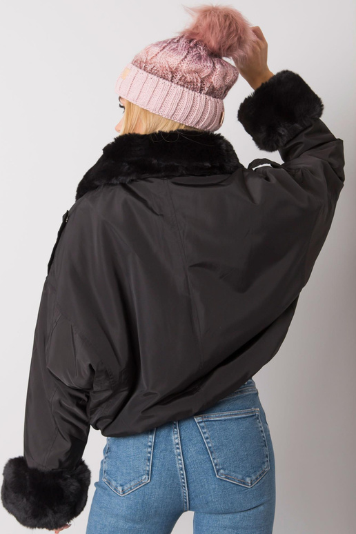 Rožinė žieminė kepurė su kutu Ally...