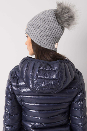 Pilka paminkštinta... 2