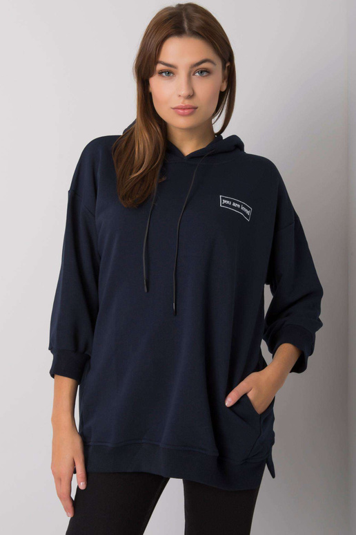 Tamsiai mėlynas megztinis su...