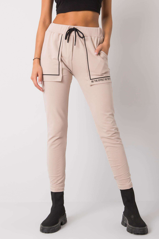 Šviesiai smėlio spalvos Winsley...