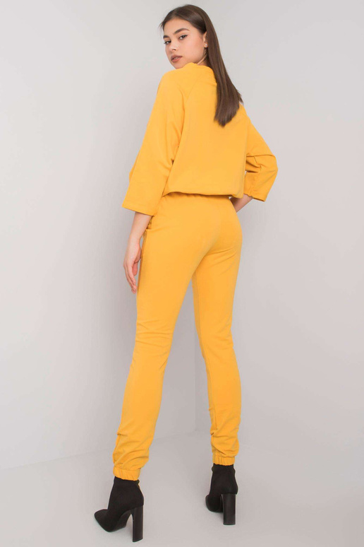 Tamsiai geltonas rinkinys su Martille...