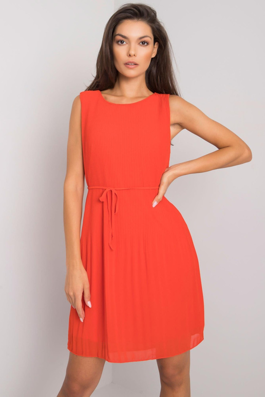 Raudona Rayna klostuota suknelė Raudona Rayna klostuota suknelė