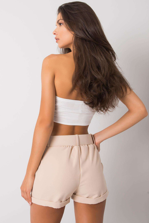 Smėlio spalvos šortai su dirželiu...