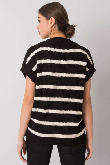 Juoda ir kreminė Joselita... 2