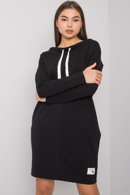 Juoda Meriden suknelė