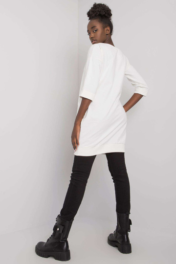 Ecru megztinis su kišenėmis... 2