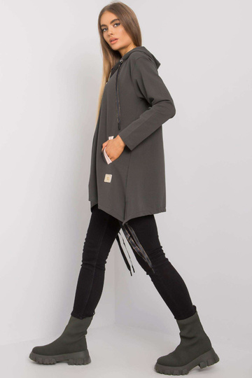 Narissa tamsus chaki...