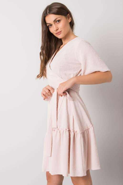 Lachelle šviesiai rožinė raukinė suknelė Lachelle šviesiai rožinė raukinė suknelė