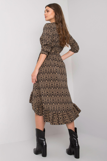 Juoda asimetriška suknelė...