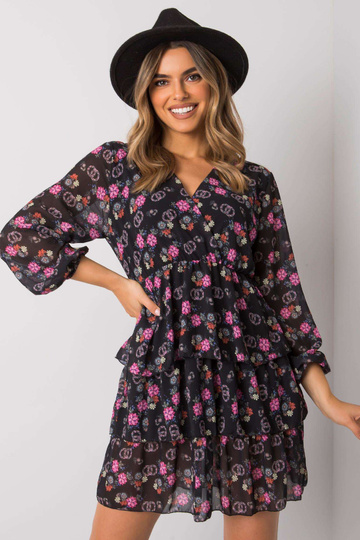 Juoda laisvalaikio suknelė...