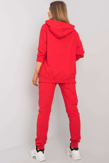 Raudonas dviejų dalių... 2