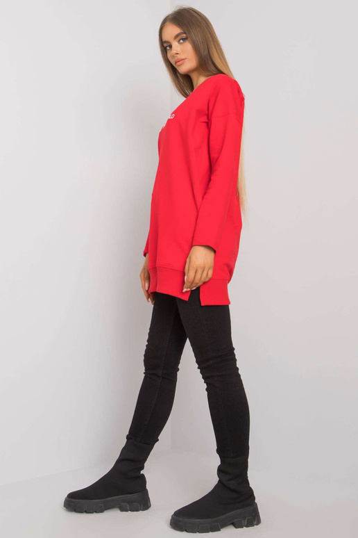 Raudona tunika su užrašu Halifax RUE...