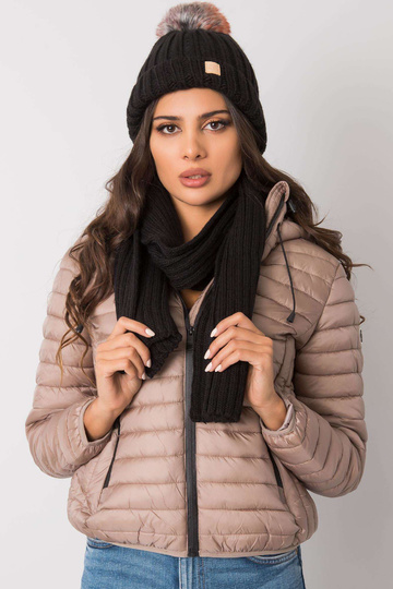 Juodas žiemos komplektas su...