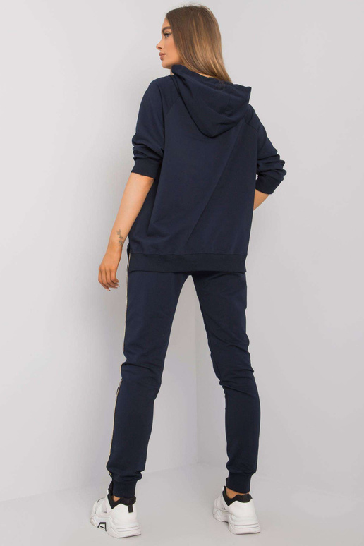 Tamsiai mėlynas dviejų dalių rinkinys...