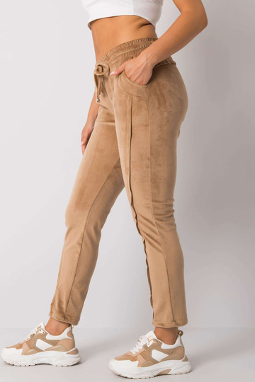 Kupranugarių veliūrinės... 2