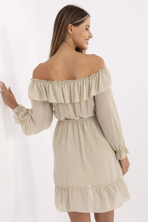 Smėlio spalvos ispaniška suknelė... Smėlio spalvos ispaniška suknelė...