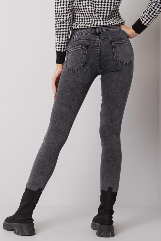 Pilki džinsai su vamzdeliais aukštu...