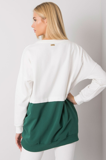 Ecru-tamsiai žalios spalvos...