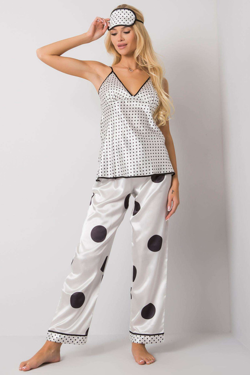 Baltas moterų miegamasis komplektas